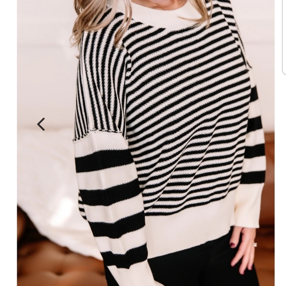 🥳Sale Favorite! White Birch colorblock mix media large/small stripes so - Picture 1 of 6